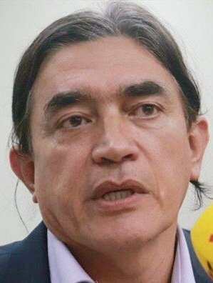 ¿Cuál le gustaría como Alcalde de Bogotá?
🔄 Juan DanieI 0viedo
❤ Gustavo Bolívar