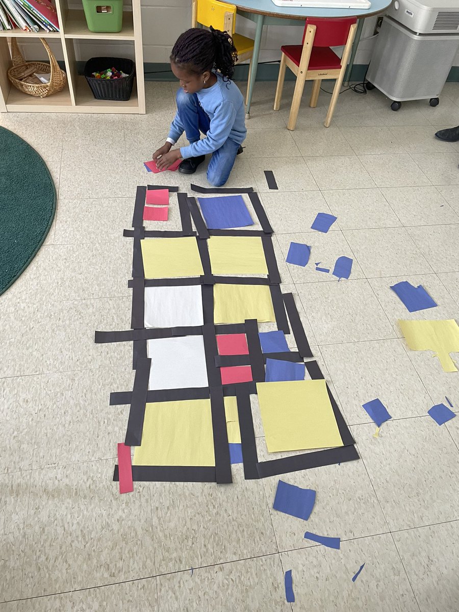 TdKinders's tweet photo. Making connections to the artist Piet Mondrian by exploring shapes, lines and colours to create a loose parts composition. ❤️🟥🟨🟦◻️◾️#ocsbArts #ocsbsteam #artandmath @TDMcGeeOCSB #ocsbDL https://t.co/I27LWdwfG0