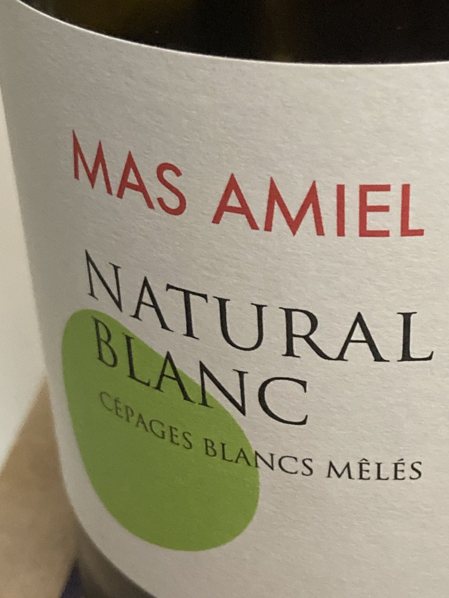 DoliverosDaniel's tweet image. A natural beauty,21 ⁦@MASAMIEL⁩ #CepagesBlancMeles,mostly #Grenache blanc/gris w/a bit of #Macabeo,canary color,intense aroma of passion fruit,lemon zest,dry apricot,honeysuckle &amp;amp; peppermint,medium body,nice texture,green apple &amp;amp; poire overtone,held together by nice acidity