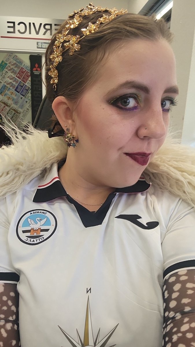 the12thswan's tweet photo. Been awhile since I've done one of these. COME ON YOU SWANS!!! #JackArmy @SwansGlobal #statesidejacks @SwansOfficial #JacksAtHome #JacksAtWork https://t.co/upSLinTQN2