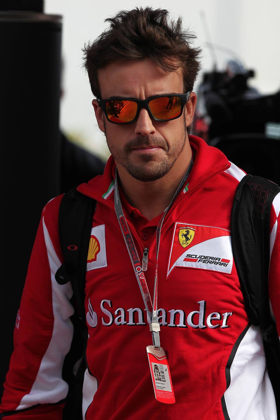 sollys hjælper sensor Aston Martin F1 updates on X: "Fernando Alonso became brand ambassador of  Oakley in the middle of 2011 and was wearing the Garage Rock sunglasses  model until he switched to Kimoa Now