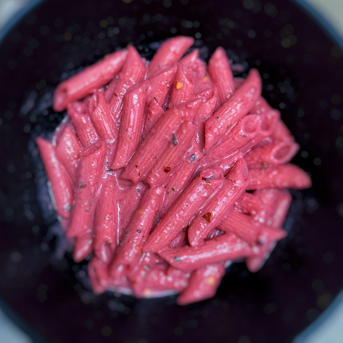 muthu_tara's tweet photo. Taking Pink Pasta a little too literally
#taracooks #borscht #pasta #pinkpasta https://t.co/2sqXhvM1Z0