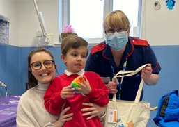 CHFTNHS's tweet photo. "Thank you, it was such a great experience for us both." Fab feedback on the day we launched our Care Bags for those who might find waiting in A&E a challenge. Read more here.
https://t.co/SN3KU8SWl6 https://t.co/qVfQj2eXJo