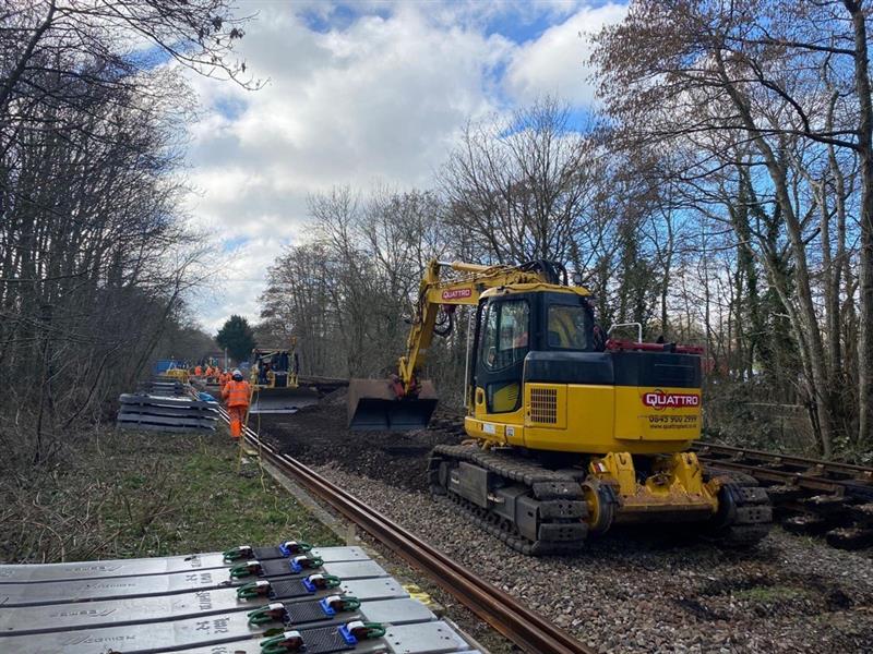 NetworkRailWssx's tweet photo. 🛠️👷And we’re off… engineers have begun working near #Thornford.
🛤️The line from Castle Cary/Yeovil Pen Mill to Weymouth will be closed for 10-days between Monday 27 February & Friday 10 March (weekdays only). Please check before you travel #CBYT https://t.co/LKfyv3rcSl