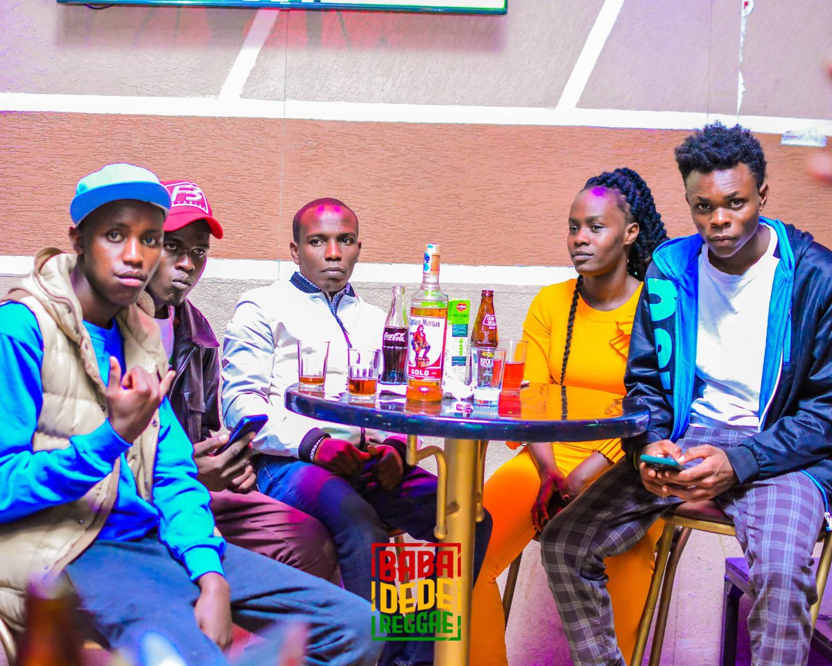 McTeargas's tweet photo. Mambo ya jana @_flavours_lounge_and_grill_ Nakuru #SundayReggae 🔥🔥🚦thank you for having us 🙏 https://t.co/5Si5mIcORM