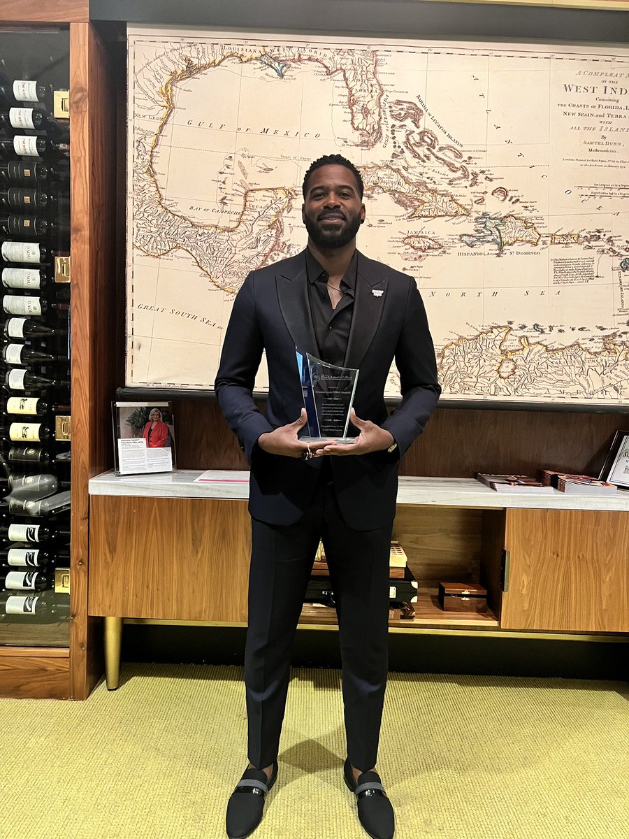 Okpalobi1's tweet photo. Honored to be recognized by @ICABAWORLD as one of Black America’s Best Executives &amp; Professionals in South Florida! #DREAMBig #STEM #TeamDIBIA #ExploreSiyanse https://t.co/uZNmBsbAD5
