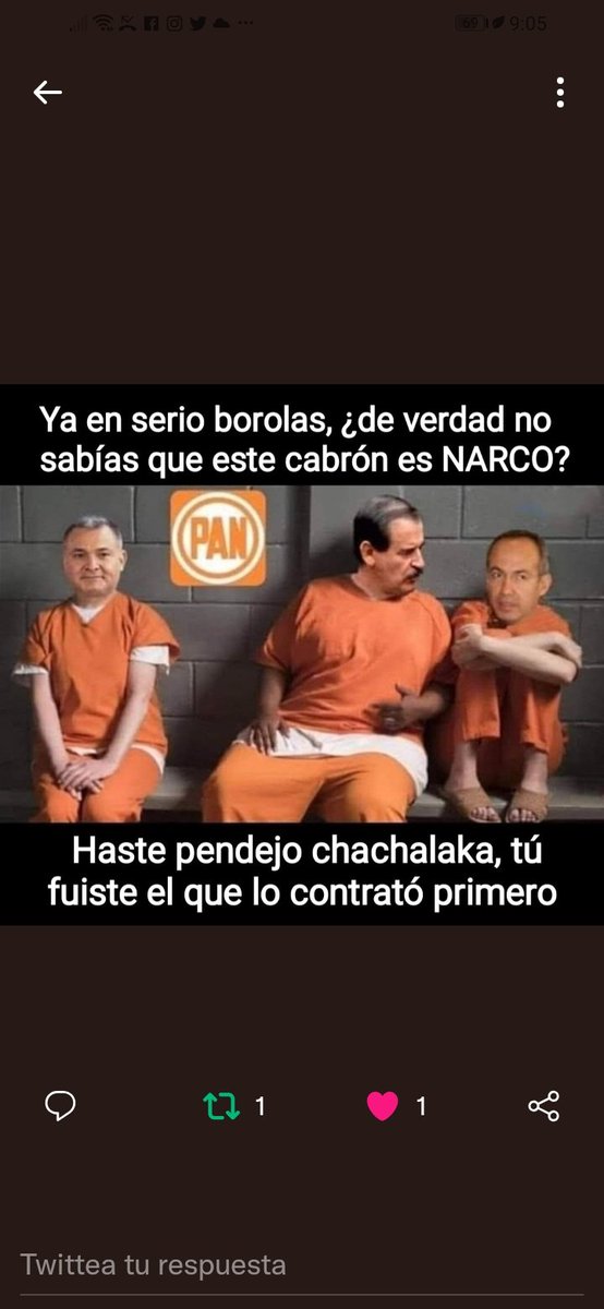 heckdadvc's tweet photo. @VicenteFoxQue PRIMERO SALVATE TÚ BOTAS MIADAS! https://t.co/yaxs9JBOzK