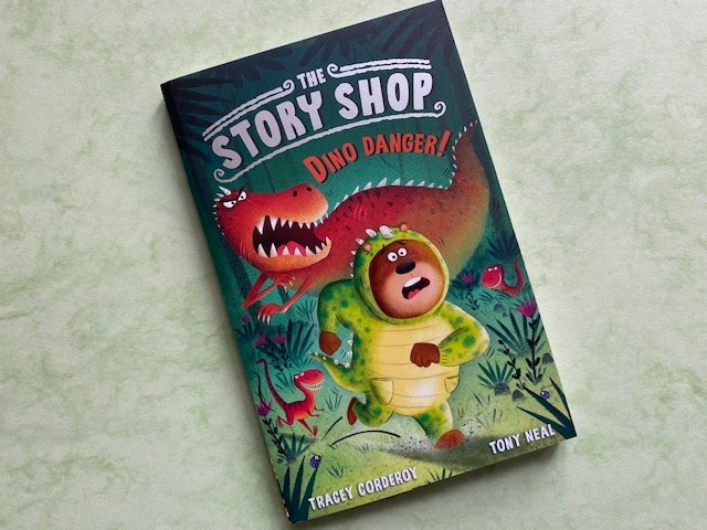 Today's review...  'The Story Shop: Dino Danger!' @TraceyCorderoy @Tonynealart @LittleTigerUK Another fantastic, imagination fuelled adventure! Published 2nd March. 
throughthebookshelf.com/reviews/the-st…