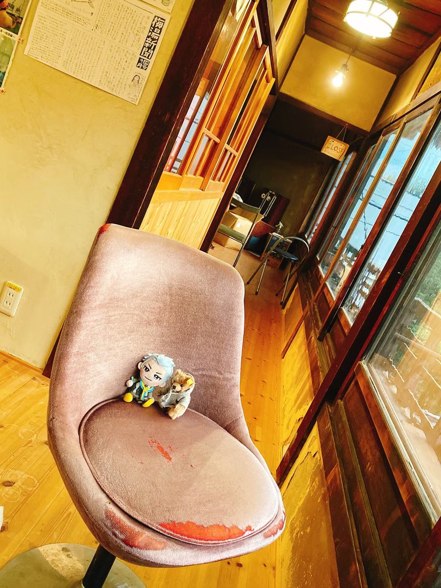 「いつぞや友達と京都のサウナに行った時の写真が出てきた。旅館によくある"例の場所"」|べーたん🦐4/16パ現か26✒️13/32のイラスト