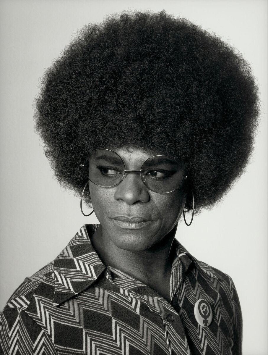 moma_photos's tweet photo. Samuel Fosso, Untitled from the series African Spirits, 2008 #museumofmodernart #samuelfosso https://t.co/6z3JjcJ9tA https://t.co/zUZSKvY02t