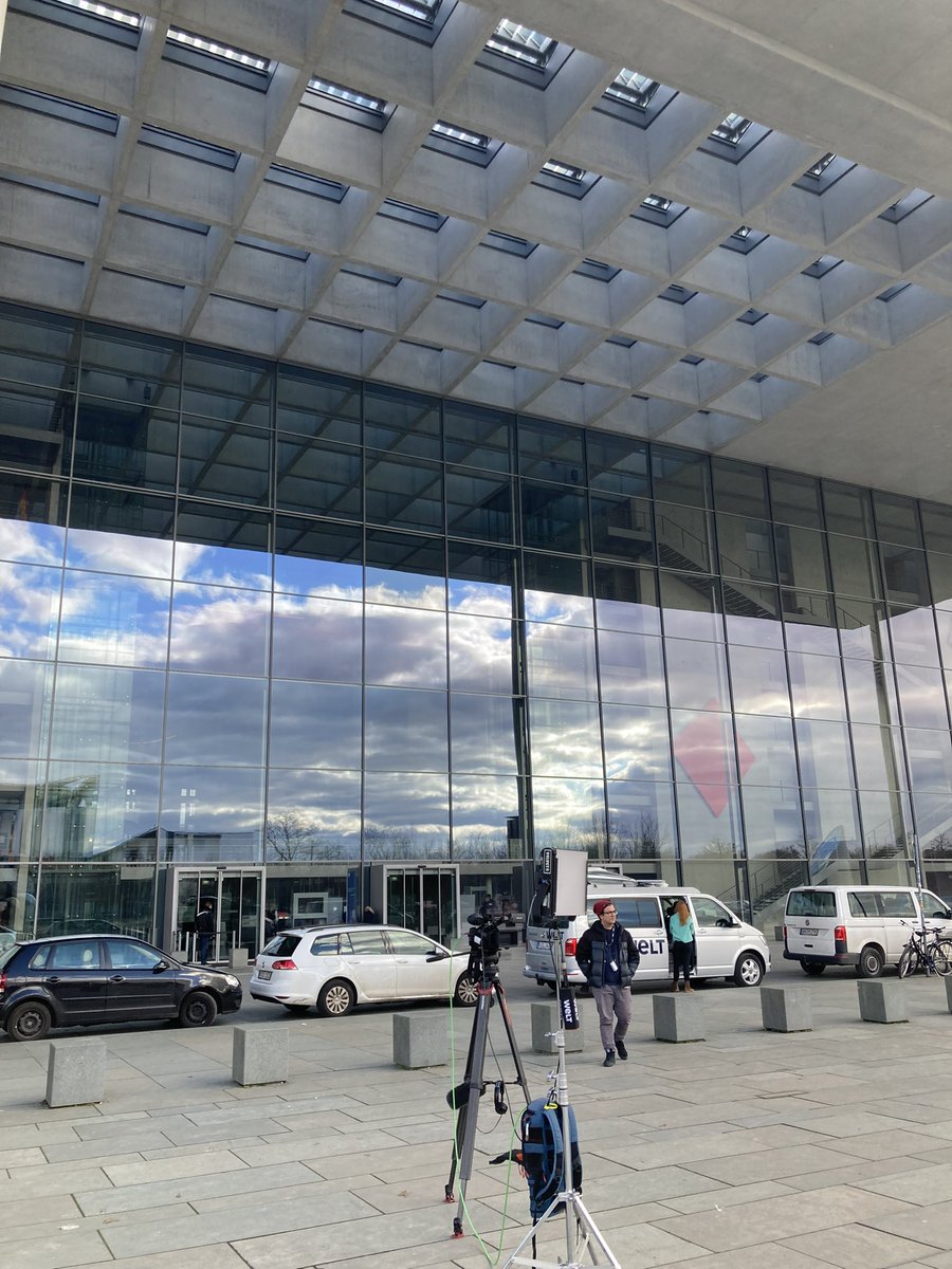 HamannOcke's tweet image. Experten für Schleusensanierung sind nicht zwingend gute Manager so @via_donau Chef Hasenbichler heute im #Bundestag zur Privatisierung von Aufgaben der Wasser- und Schifffahrtsverwaltung #GDWS - Eine agile, attraktive Verwaltung braucht mehr als nur mehr Geld. #Binnenschifffahrt