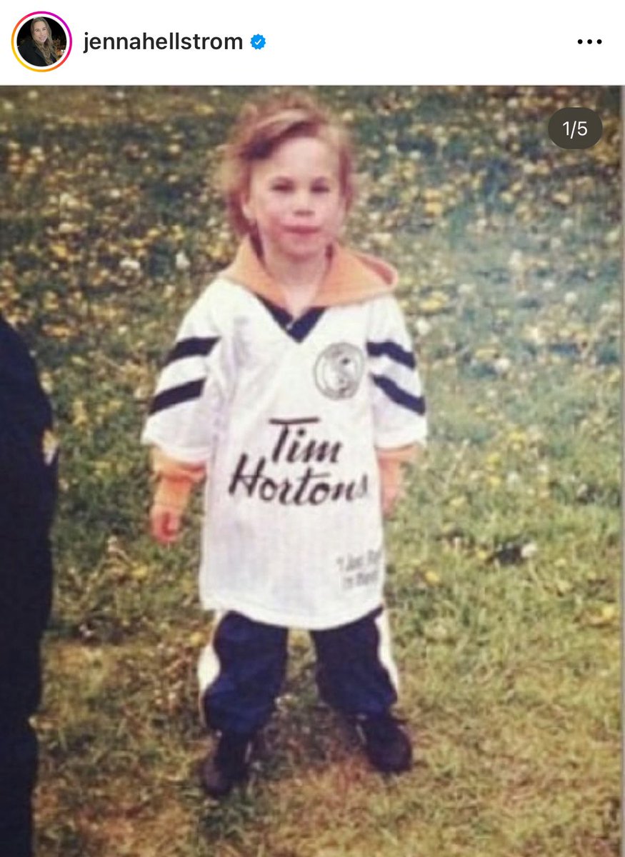 WsoccerCa's tweet image. 🎬 #canwnt forward Jenna Hellstrom announces her retirement from soccer.

Here’s what she posted on her IG.

Without a doubt, you’ve made that little girl proud @JennaHellstrom 

Thank you for your dedication, passion and courage. All the best in the next chapter. 🫡

#wsoccerCa