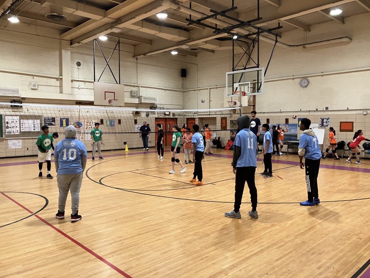 NYPD 67th Precinct on Twitter "Game 2 of the Blue Chips Volleyball tournament at M.S. 88 Park