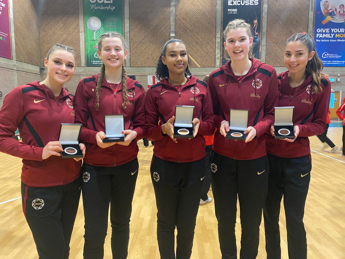 Shout outs:
🏴󠁧󠁢󠁥󠁮󠁧󠁿 <a href="/izziphillipssx/">izzi phillips🌹</a> @NeveMarsden <a href="/katierayner26/">katie rayner</a> <a href="/hannahgibson1_/">Hannah Gibson</a> <a href="/elliesadlerr/">ellie sadler</a> - first caps
🏅<a href="/DarcieEveritt/">Darcie Everitt</a> - player of the tournament
💪🏻 <a href="/izziphillipssx/">izzi phillips🌹</a> &amp; <a href="/emilypawlett/">Em Pawlett</a> - captains led by example
👏🏻 <a href="/sheonahforbes/">Sheonah Forbes</a> <a href="/georgi_rettey/">Georgi Rettey</a> <a href="/amy_harmer/">Amy Harmer</a> &amp; Matt - Fab staff team