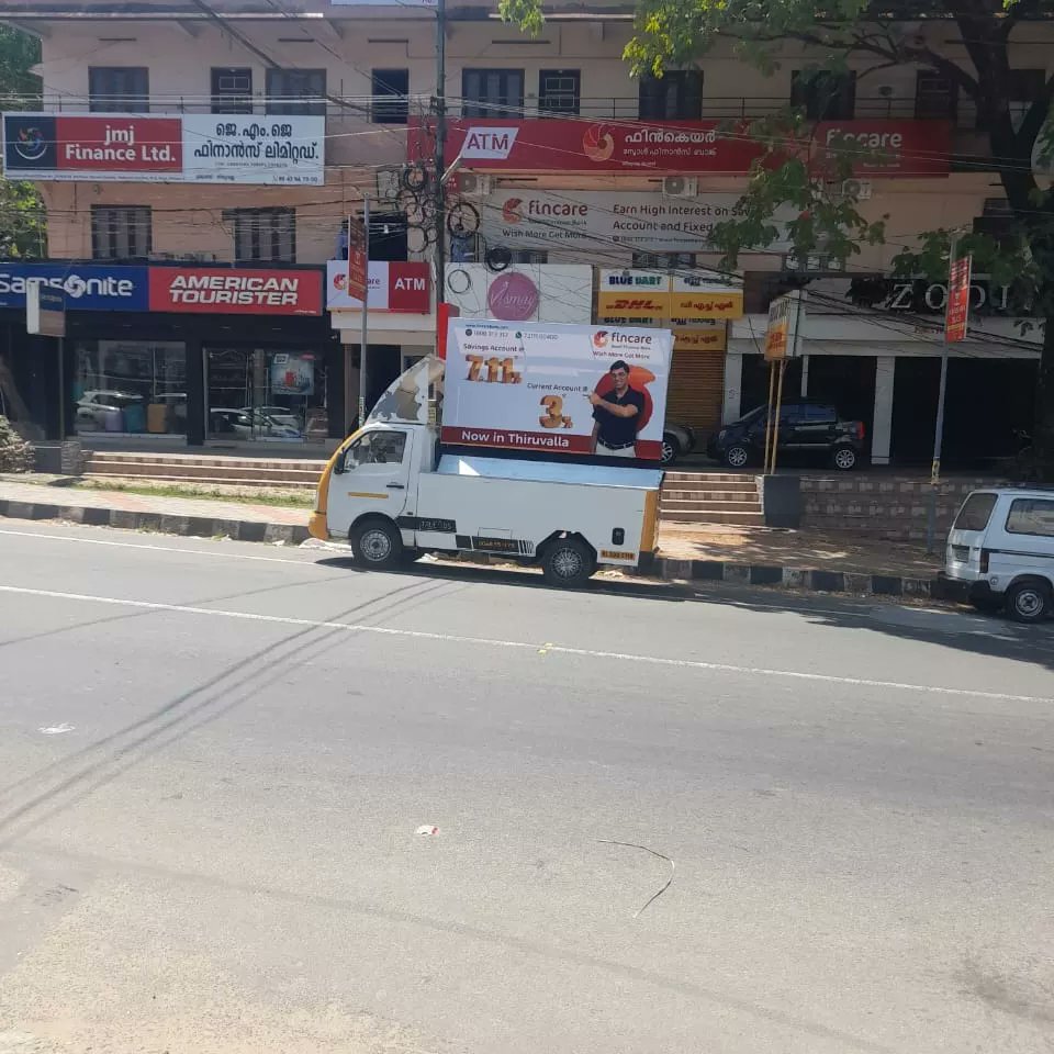 EventsNarayan's tweet photo. #mobilevanadvertising #marketing #branding #btlactivity #canteractivity #kerala #thiruvalla #chennai #bangalore #thankyouteam @FincareBank https://t.co/sPulq62CC6