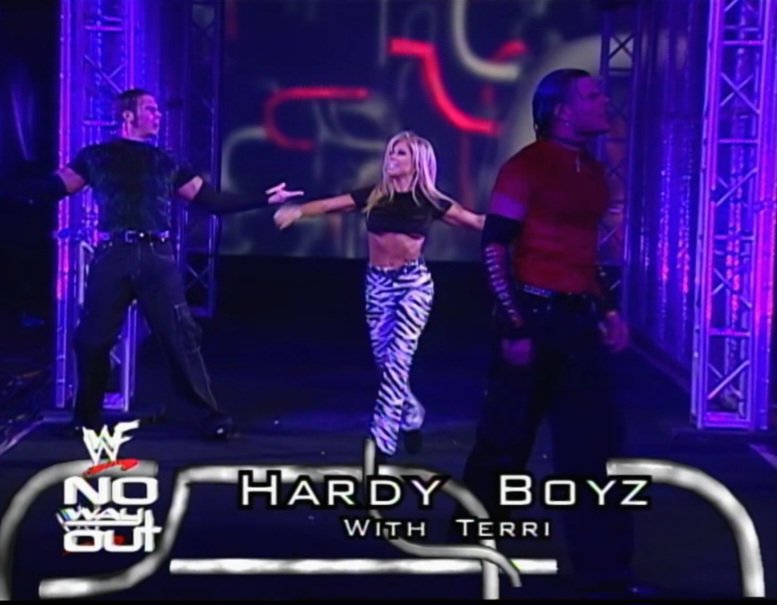 TheMartinDuggan's tweet photo. #OnThisDayInWWE
27th February 2000
#WWENoWayOut ppv
@TheTerriRunnels accompanies @MATTHARDYBRAND & @JEFFHARDYBRAND to the ring as they take on #Edge & #Christian
Photo credit @WWENetwork https://t.co/fE8u0pih1E