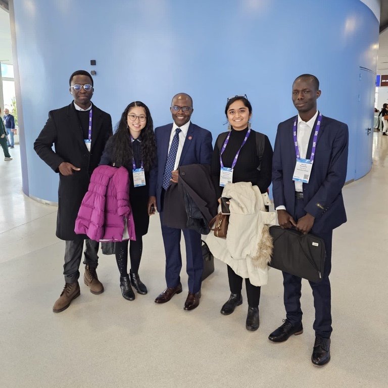 ITUBDTDirector's tweet photo. I am thrilled to meet with the passionate &amp; energetic #GenerationConnect Youth Envoys at #MWC23, championing active participation by youth in global #DigitalDevelopment discussions to accelerate #DigitalTransformation and shape a better future for all. https://t.co/MDqFYekUaW