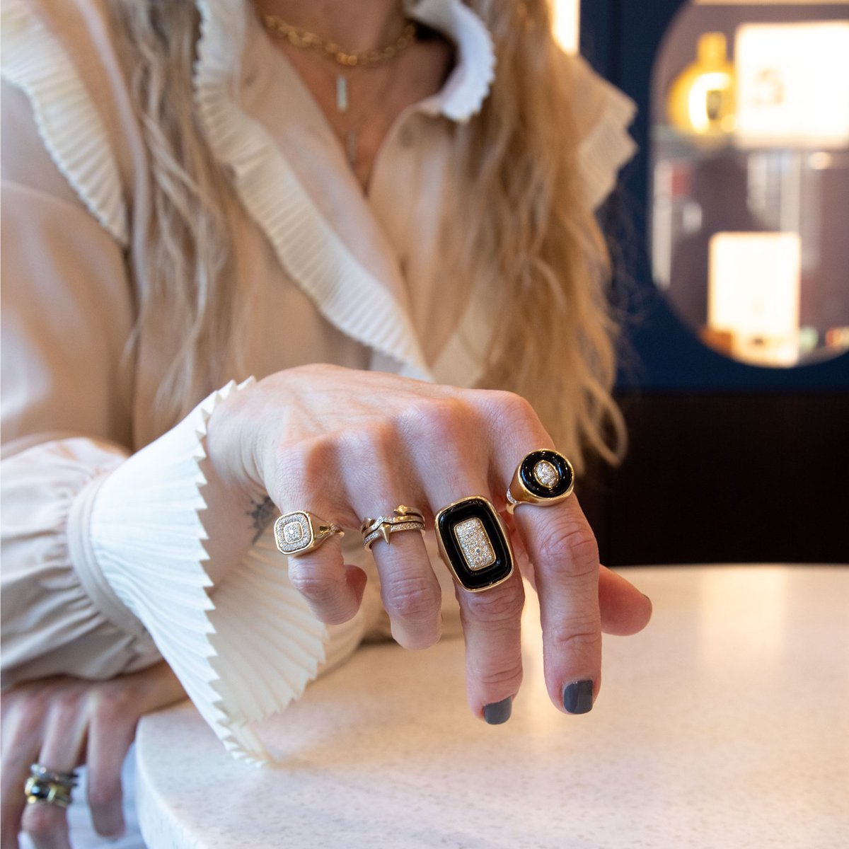 CastJewelry's tweet image. A stunning stack ✨ Cast Co-Founder &amp;amp; Chief Creative, Rachel, has a thing for rings. See how she created four unique looks using our Milan Getaway Ring as the statement piece for each. #CastWonder