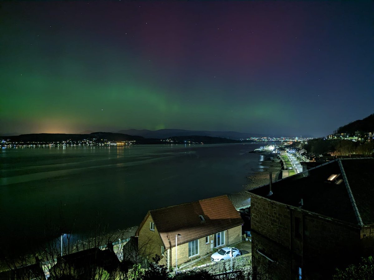 UK Locate tweet media