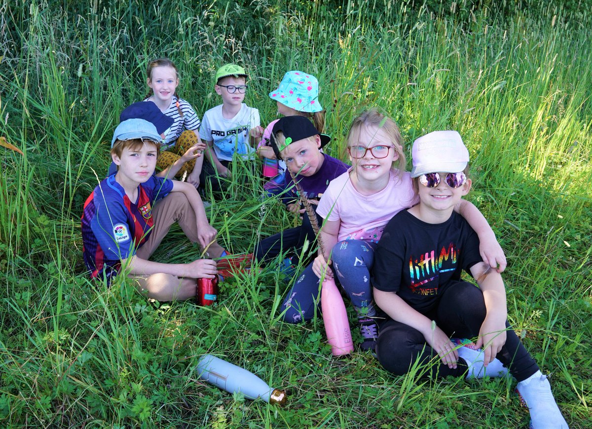 GrasslandsFarm's tweet image. Did you know we also host free school visits? Ask your school to get in contact. 🚜 🐄