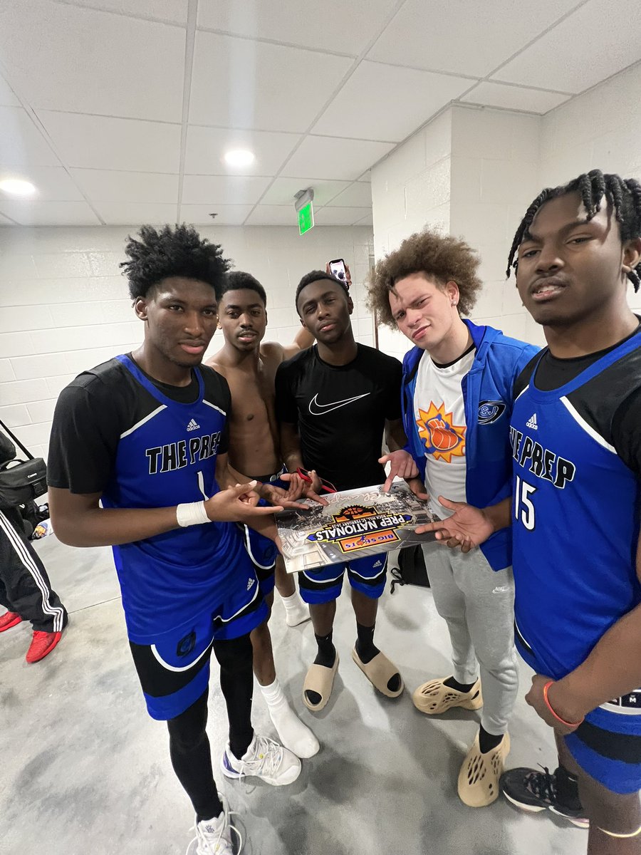 CD3Johnson's tweet photo. WOKE UP A NATIONAL CHAMP🏆DOUBLE OT THRILLER Me and my guys got it done !💙💙GO STORM https://t.co/Z2mYZpY5p3