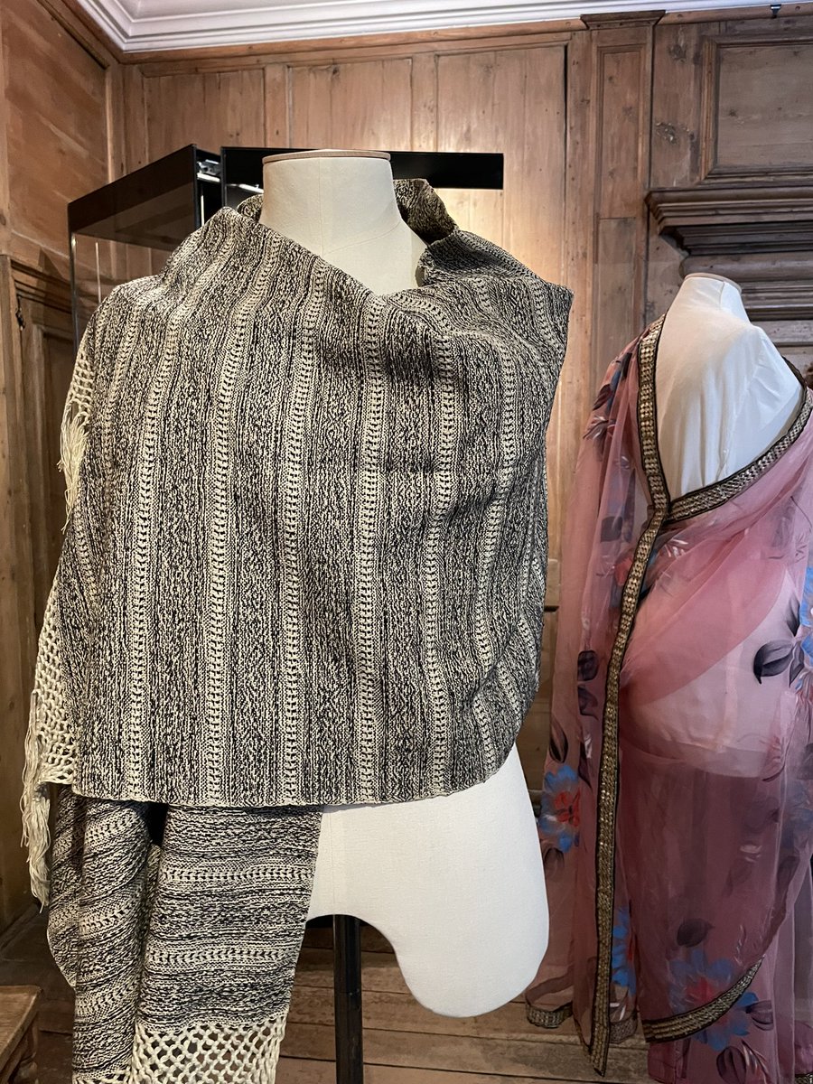 VickyGarrington's tweet photo. @EdinCulture today, mounting a sari and a Mexican rebozo for the #LocalForeigners exhibition at Museum of Edinburgh, exploring Edinburgh residents with migration stories. People have been so generous in loaning their treasured things #Dress #Edinburgh https://t.co/uDzblucRt2
