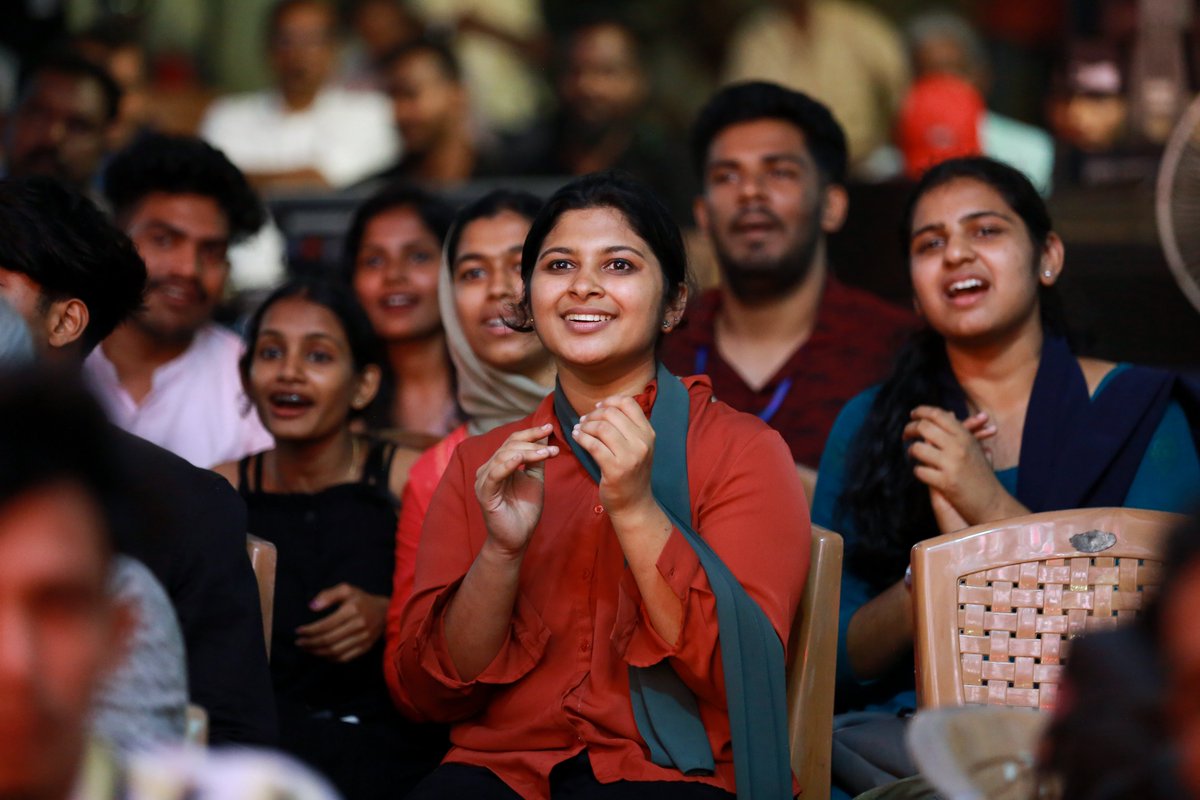 iffklive's tweet image. Truly blissful Aloshi Adams ✨🌸
പാടിയതിന് നന്ദി, അലോഷി..  🫶
(2/2)
#KottayamInternationalFilmFestival #OtherProgrammes #CulturalProgrammes #RegionalFilmFestival #FilmFestival #Kerala #Kottayam