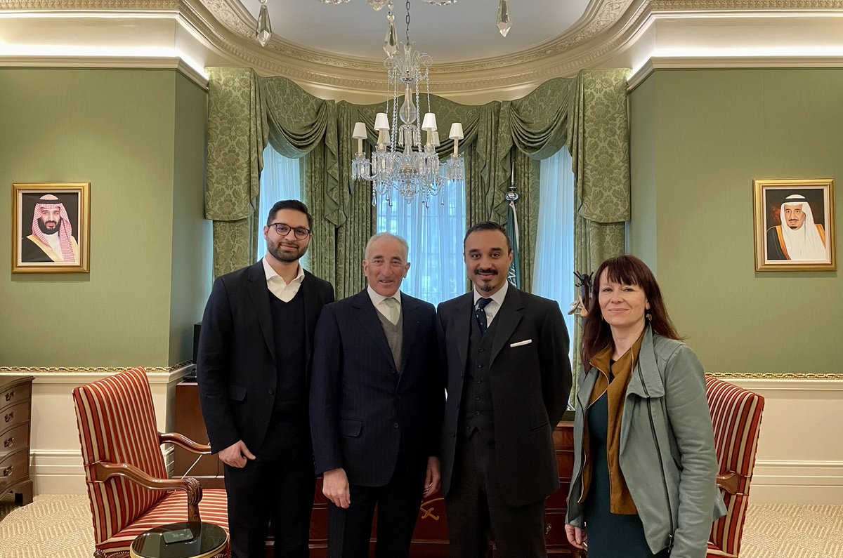 SaudiEmbassyUK's tweet image. HRH the Ambassador welcomed the Executive Director of @Woolf_Institute   Dr Esther-Miriam Wagner, Rick Sopher and Dr Ahmed Zaidi to the embassy this afternoon, to discuss their future trip to #SaudiArabia.