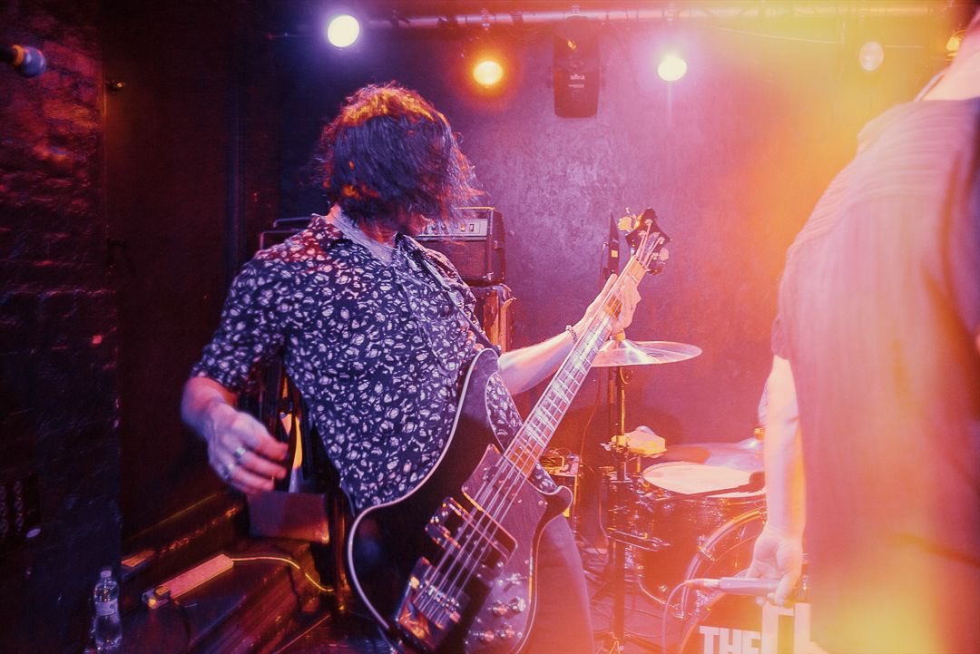 RobEllershaw's tweet photo. Big thanks to everyone who came to @TheCruelKnives show at @ourblackheart on Friday and made it a full house, was great playing a headline show and getting to chat to people afterwards. Can’t wait to do a few more in April! 📷@HannahMeadows_ https://t.co/D9uuHpo2OZ