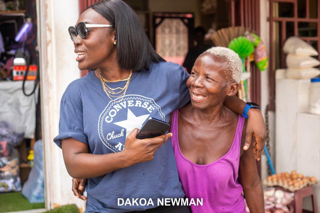 DakoaNewman's tweet photo. Engaging the good people of Okaikwei South, is always fulfilling.🙏🏾🙌🏾💙

#obaanonkabomnenkosuo
#DevelopmentInFreedom
#performancereporting https://t.co/RWNNonaCIQ