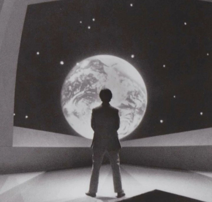 ProfCarlSagan's tweet photo. One of the saddest lessons of history is this: If we’ve been bamboozled long enough, we tend to reject any evidence of the bamboozle. We’re no longer interested in finding out the truth.  It’s simply too painful to acknowledge, even to ourselves, that we’ve been taken. https://t.co/lZZI08VkIk