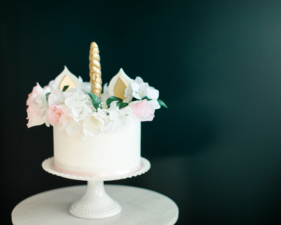 Are you looking for a fun birthday cake? We got you! This is one of my favorite birthday cakes we have done over the years. 🦄

#birtdaycake #kidsbirthdayparty #sugareuphoria #sugareuphoriaclasses #cakeclass #cakedecorating #cupcakedecorating #sugareuphoria #sugareuphoriaweddin