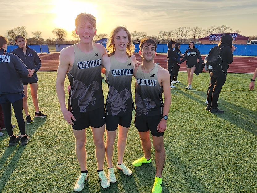 Cleburne_TF's tweet photo. This group of men leads our team from start to finish, on and off the track!!! 56 points from our distance boys. @BenjaminLudlow9 @CleburneXc https://t.co/l8f4gtVCk5