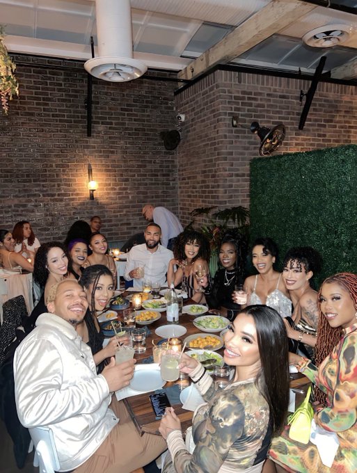 3 pic. Why are we all so beautiful ???  I’d do this 100x over just to see everyone’s smiling faces. Happy