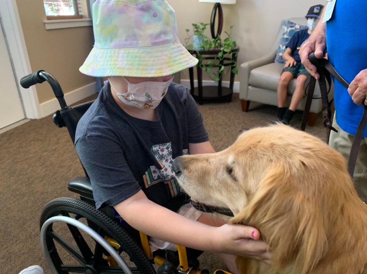 RMHCNC's tweet photo. Happy 5th Birthday to our one and only furry, four-legged volunteer MICAH! Thank you for spreading so much love at the Sacramento Ronald McDonald House! We woooof you <3

#rmhcnc #forrmhc #keepingfamiliesclose #ronaldmcdonaldhouse #comfortpet #comfortdog #therapydog https://t.co/KX9NCCJYZY