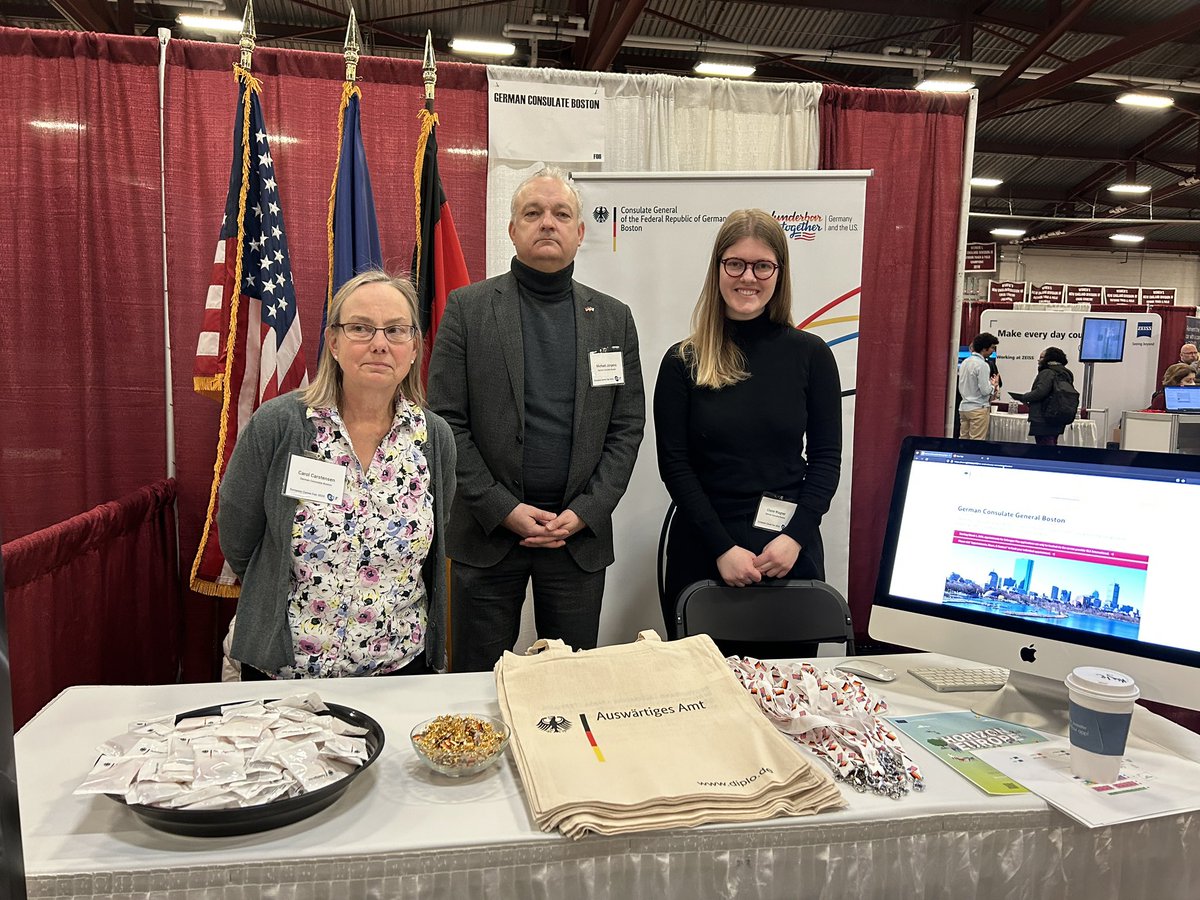 GermanyinBoston's tweet photo. Happy to take part in the @MIT European Career Fair and subsequent @ResearchGermany Information Session and to answer questions about working, studying and living in Germany! 

It was great to see so many German universities, institutions and companies represented! #ecf23 https://t.co/VM0icCsTop