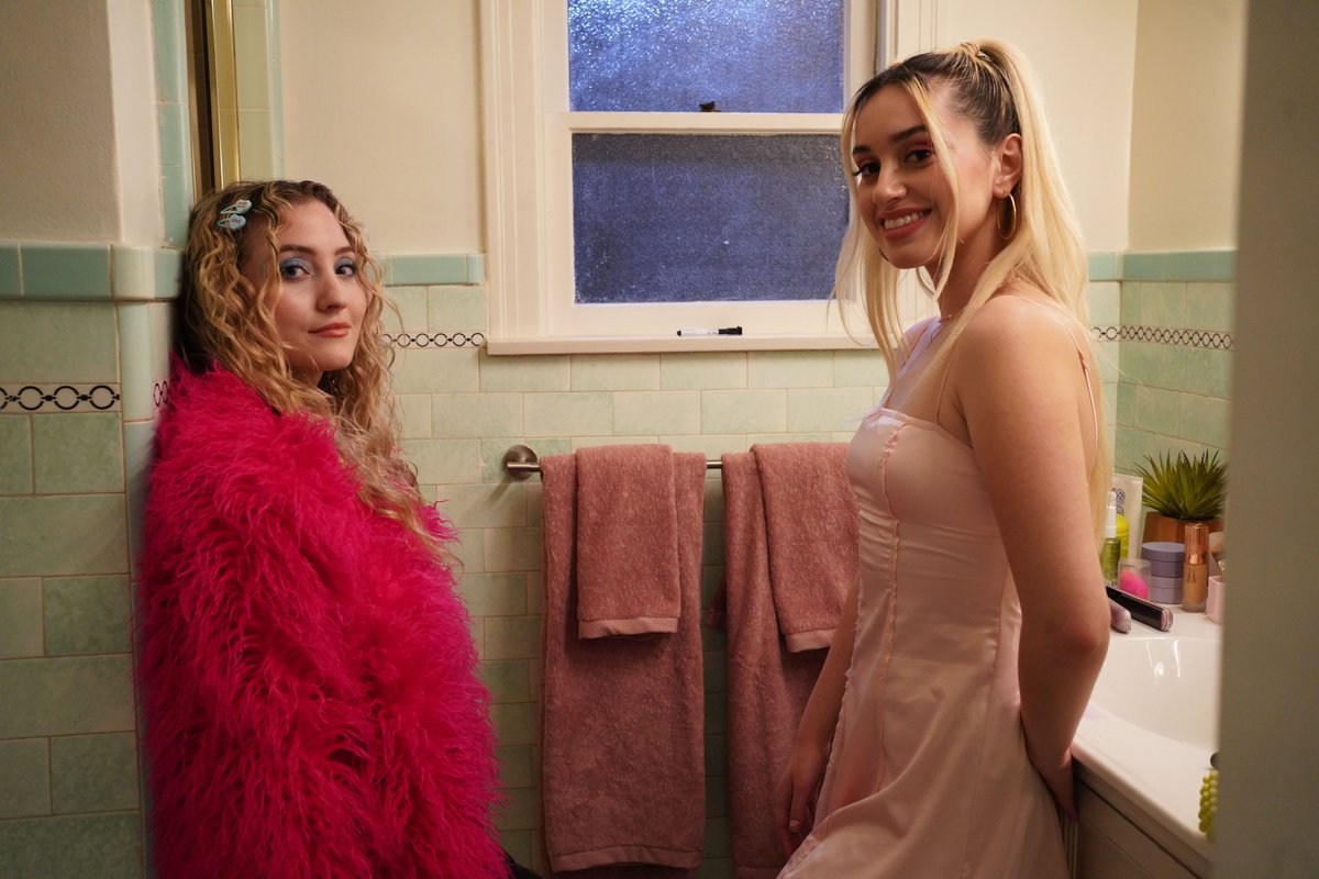 We are loving the behind-the-scenes photos from FAST FOOD, dir. <a href="/feliciamvnning/">Felicia Manning</a> and featuring @OliviaRoseCohe1! Can't wait to see the film! instagram.com/fastfood.film/