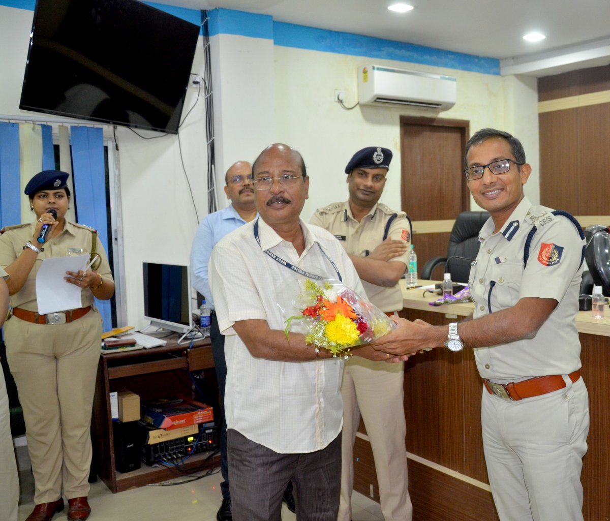 Barrackpore Police tweet media