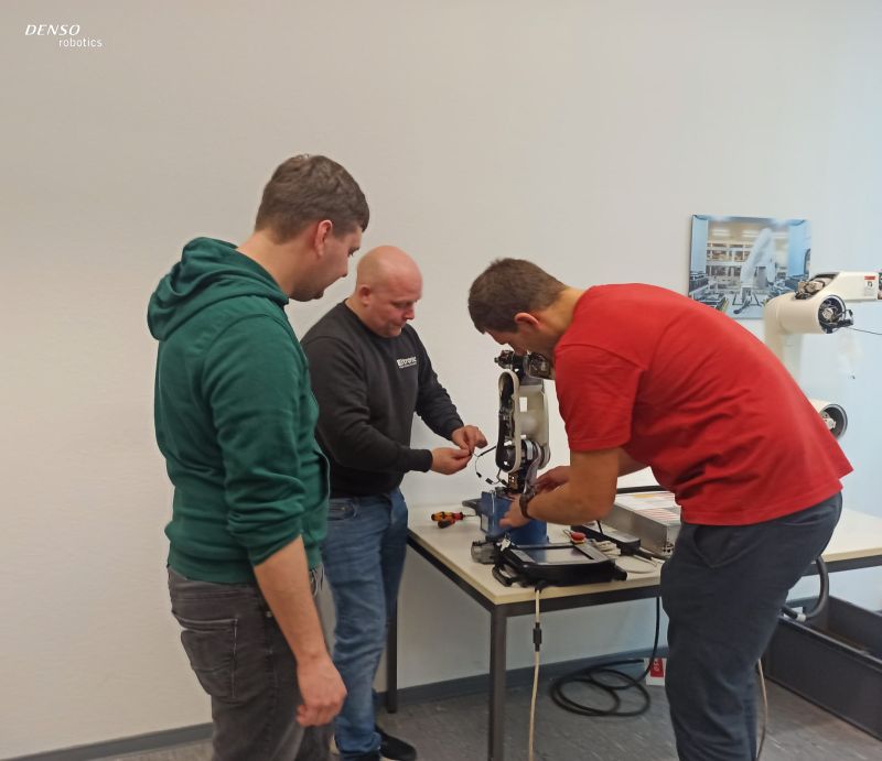 venehindustrial's tweet image. linkedin.com/posts/denso-ro… #robotic #roboticarm #automation #denso #densowave #venehindustrial @venehindustrial 😎😎😎😁😁😁👍👍👍💪💪💪