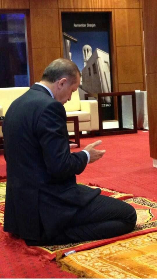 Rabbim seni başımızdan eksik etmesin!

HAKKIM HELAL OLSUN REİS
#SeninleyizErdoğan