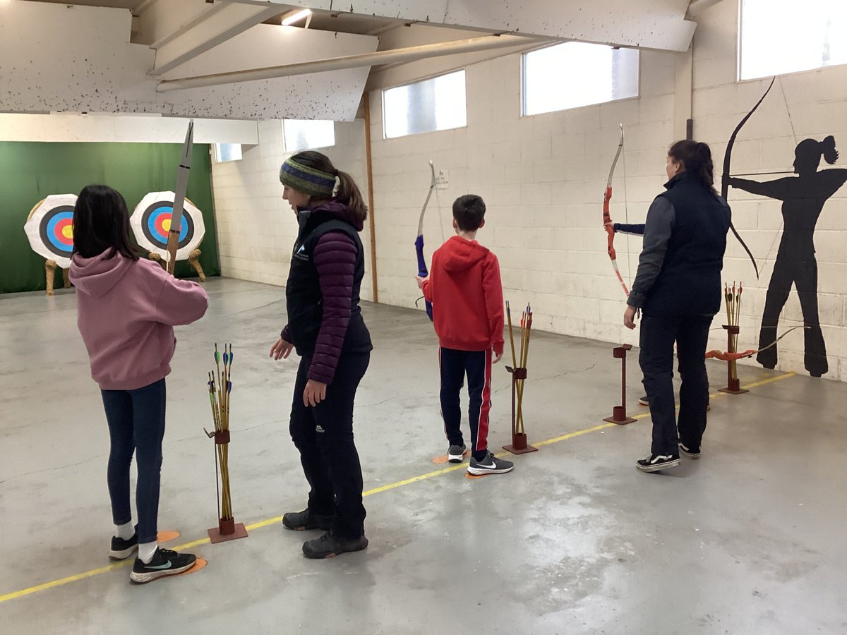 South Farnborough Junior School tweet media