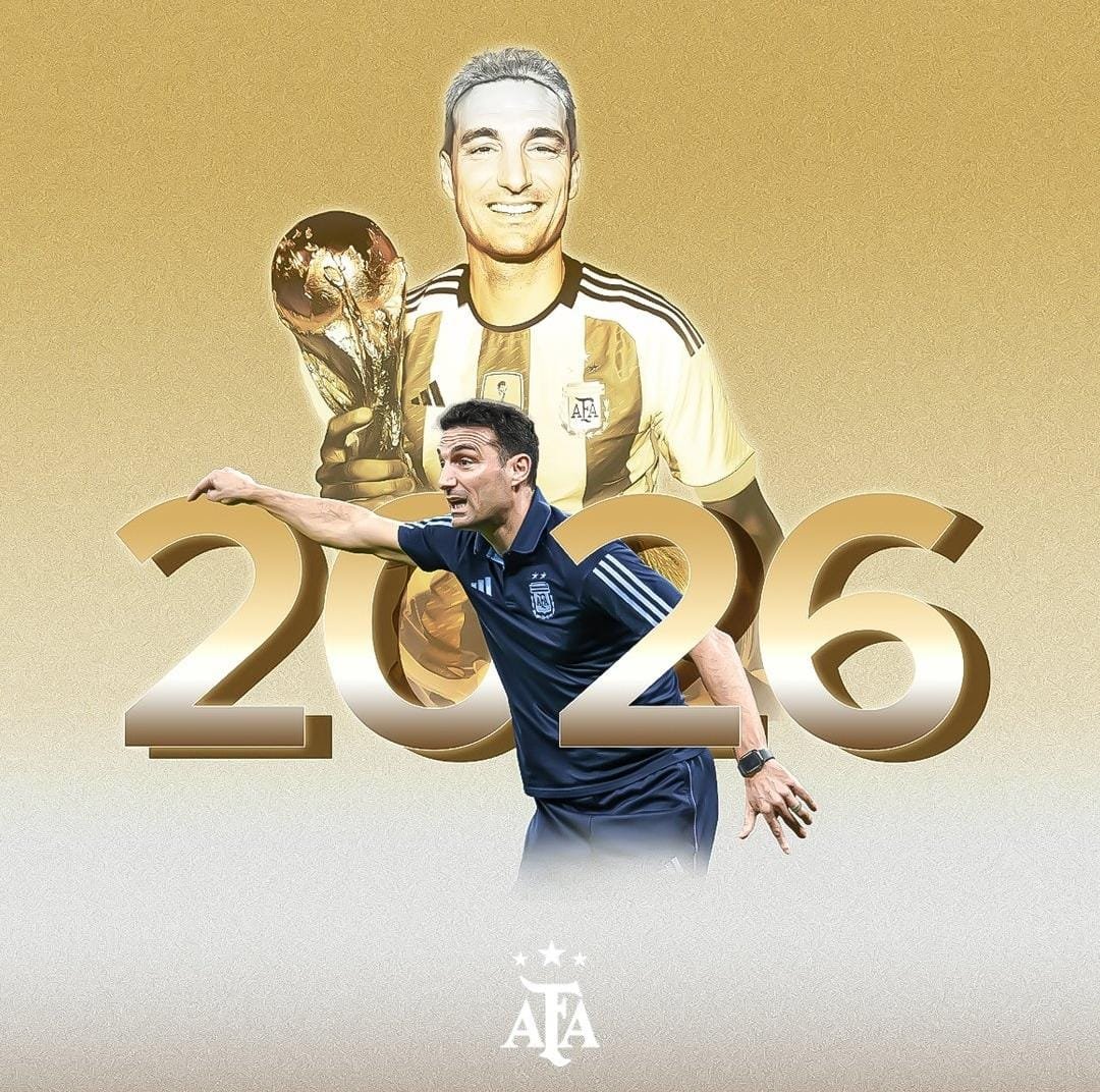 SCALONI 2026 

"Tenemos Scaloni hasta 2026" anunciaba este mediodía la cuenta oficial de la Selección Argentina. 

En la previa de la entrega de los premios "The Best", Claudio Tapia y Lionel Scaloni se reunieron para acordaron la renovación del contrato que será hasta el 2026.