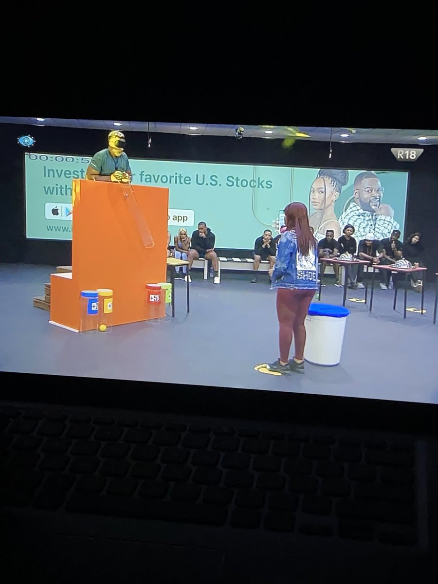 Michell61353136's tweet photo. #BBTaitans did Olivia Just say drop anywhere to Juicy ?!🤣🤣🤣🤣🤣 Wow! https://t.co/YB3ug4FPqC