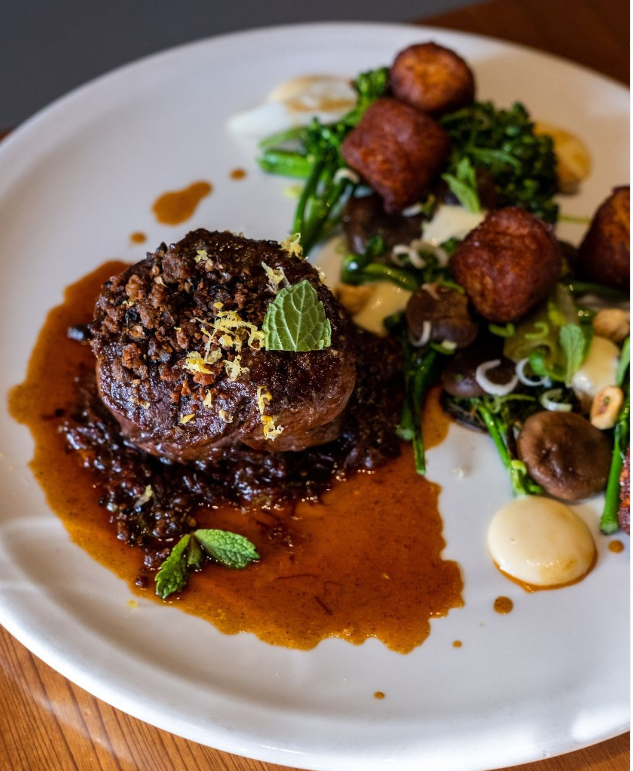 Ready for a beefy feast? 🥩🔥 Look no further than Torc Napa! Their menu bursts with mouthwatering beef dishes, from classic steak frites to innovative beef tartare. 

Come and indulge in the flavors of Napa Valley today. 🍴😋

 📍📸<a href="/torcnapa/">TORC</a>

#TheEatGuide #TorcNapa #BeefMenu