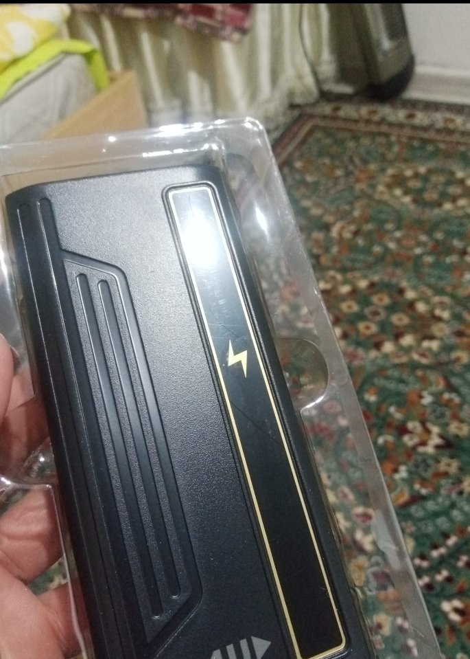 Sipariş ettiğim 1. Fotoğraftaki ürün bana gelen 2. Fotoğraftaki ürün. Sizin ticaret anlayışınız insanları kandırmak mı ? Artık sizden ne ürün alırım ne de tavsiye ederim.    Tüketici haklarına şikayette bulunacam  <a href="/hepsiburada/">Hepsiburada</a> #hepsiburada