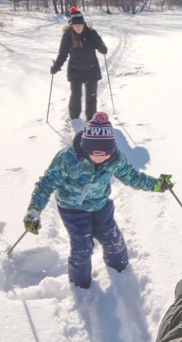 mplstvguy's tweet photo. Thanks to the @CityofEP Parks for hosting Winter Blast this weekend @ Staring Lake Park. 

While the photos are not representative of our overall experience (e.g. feelings), it is a great opportunity to get exposed to multiple winter activities for little $$$. https://t.co/6mRzDuNMzE
