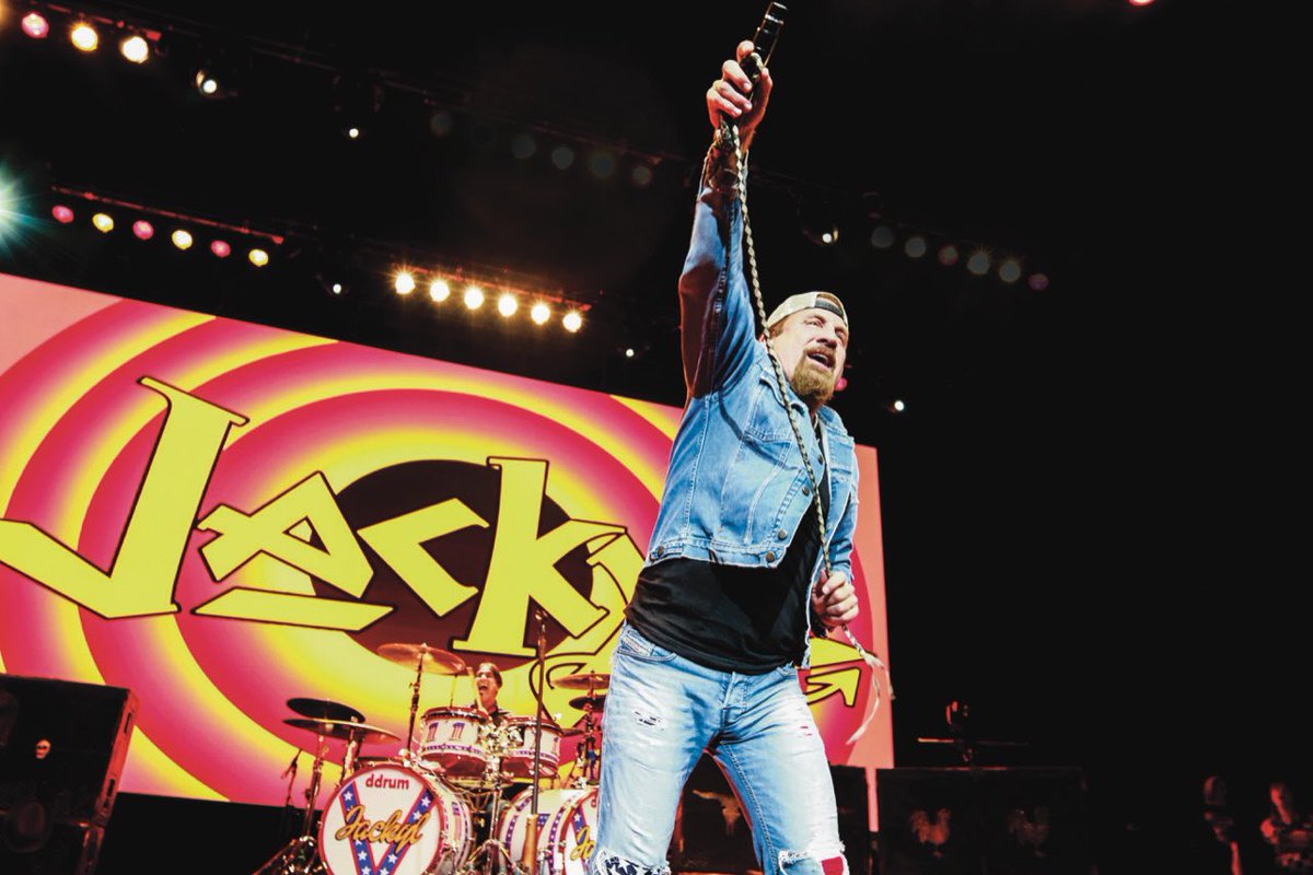 Only 4 days left until Daytona Bike Week!!
Enter for a chance to win a VIP experience to see Jackyl and Run DMC live this Saturday!!

🔗 in the bio for a chance to win!!

7mgweb.com/daytonavipexpe…
.
.
.
#daytona #bikeweek #riders #harleydavidson #travelideas #motolife