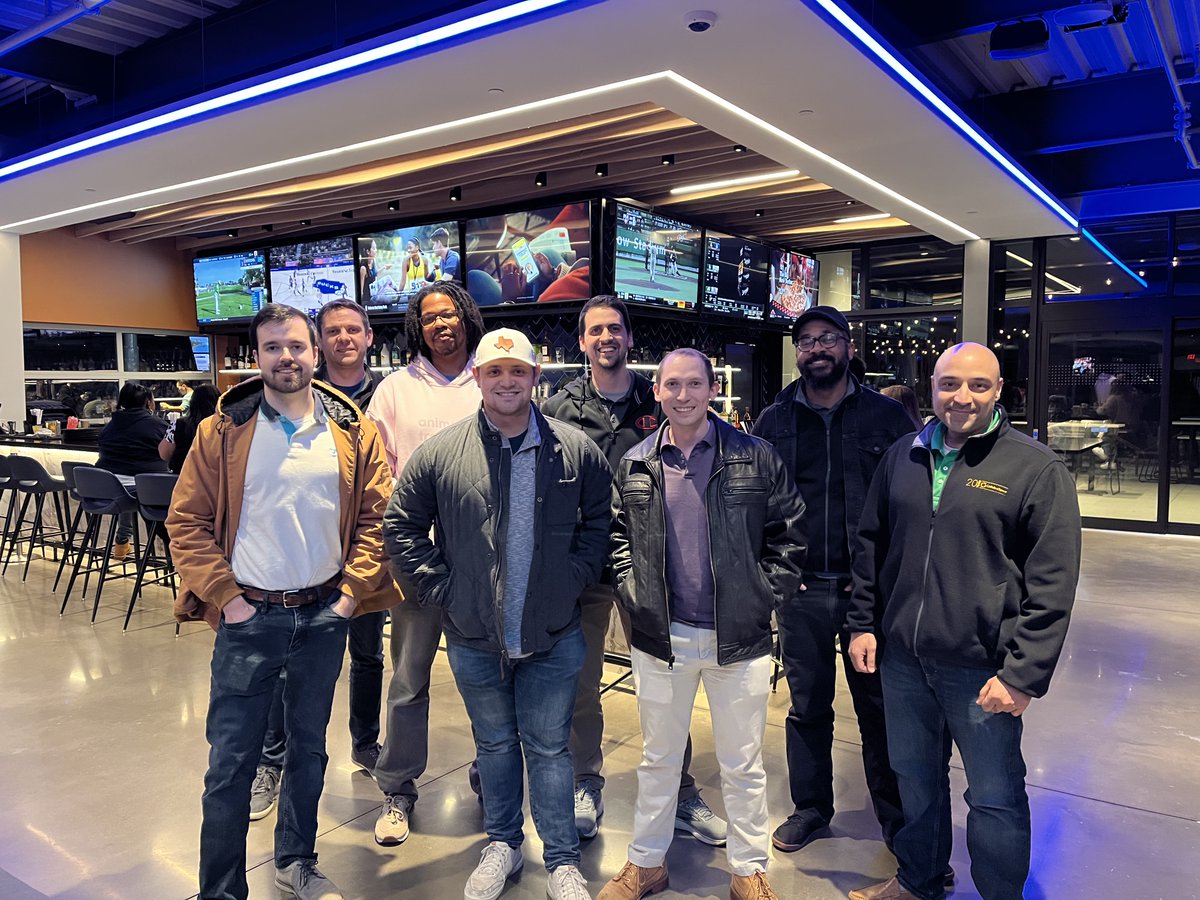 CollabraSpace's tweet photo. On Friday, our team attended an outing at TopGolf! There was plenty of good food and friendly competition all around. We’re already excited to tee off on our next outing there! ⛳ #topgolf https://t.co/hEuNAzkbMh