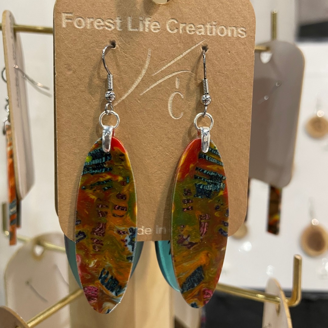 Visit @forestlifecreations in booth # 1433 for eco-friendly jewelry that is lightweight, organic, and elegant.

#AmericanHandcrafted #handmade #handmadewithlove #hechoamano #day3 #tradeshow #wholesale #handmadeproducts