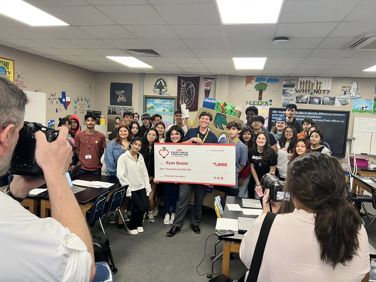 Spring Woods High tweet media